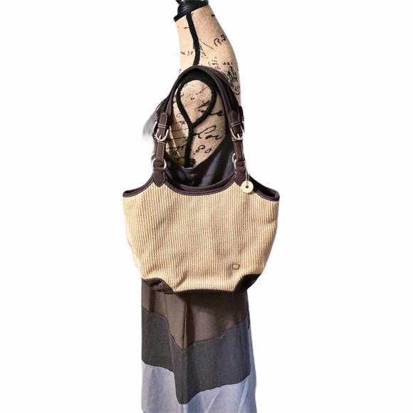 The Sak Shoulder Bag - Picture 9 of 9